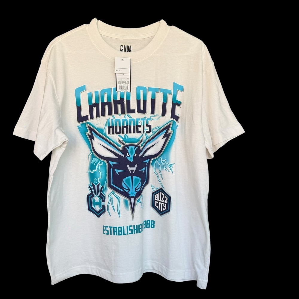 Charlotte Hornets Shirt Mens Medium White NBA Basketball Buzz City Graphic